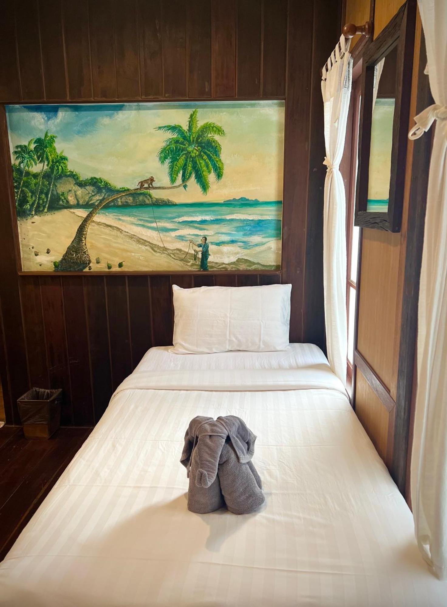 V-View Beach Resort 반 타이 외부 사진